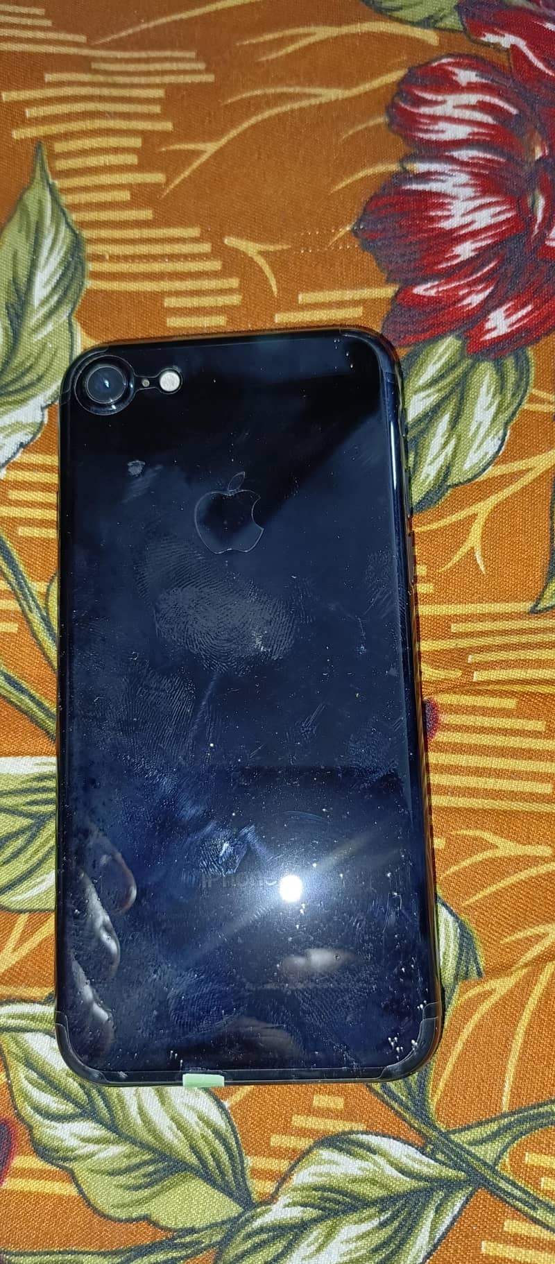 Apple iPhone 7 1