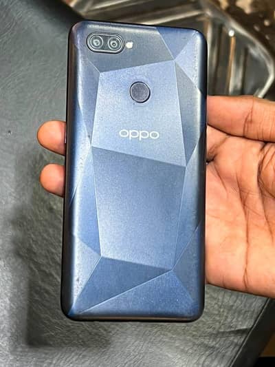 OPPO A12