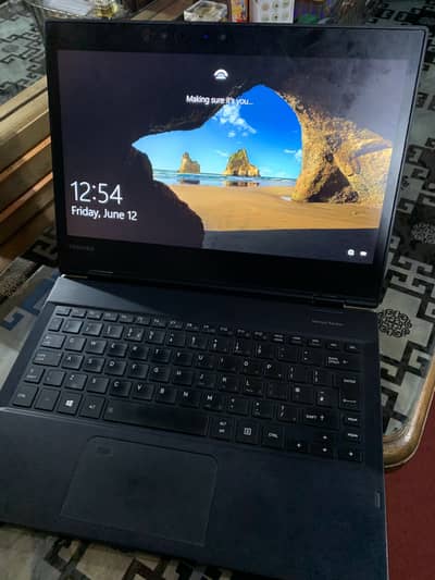 Toshiba portege X20W-D | corei5 7thgen | 8gb ram | 256Gb SSD | touch