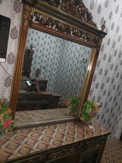 Chinioti sheesham phari wala design full set hai pic bs 2 hain baki ba