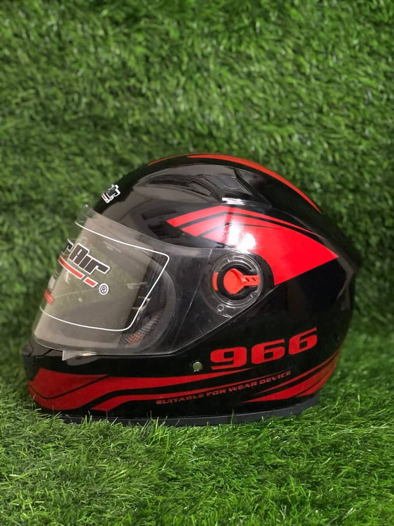helmet 8