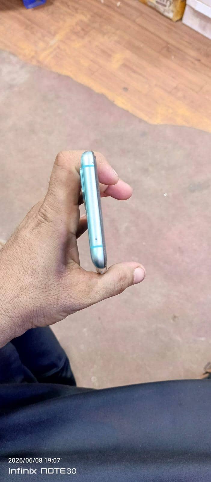 One Plus 8T 4