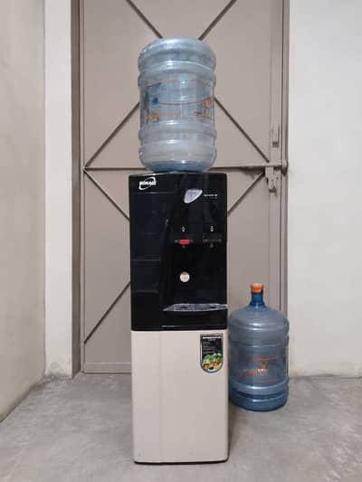Homage Water Dispenser With Refrigerator (with 2 free bottles)