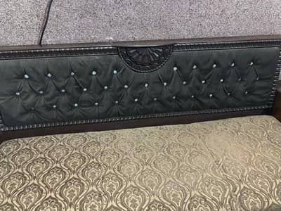 5 seater sofa and table combo