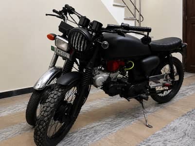 Cafe Racer CD70