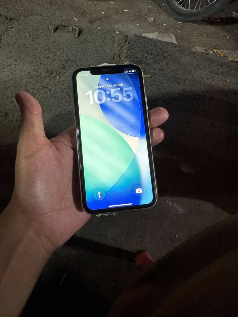 Apple iPhone 11 6
