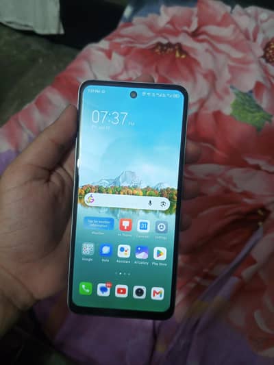Tecno Spark 20 8/256GB