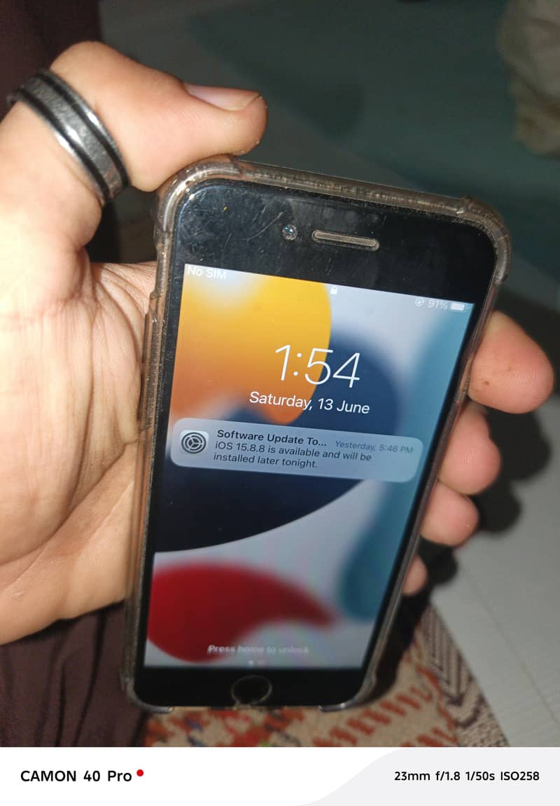 Apple iPhone 7 1