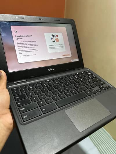 chrome book 3100 32GB