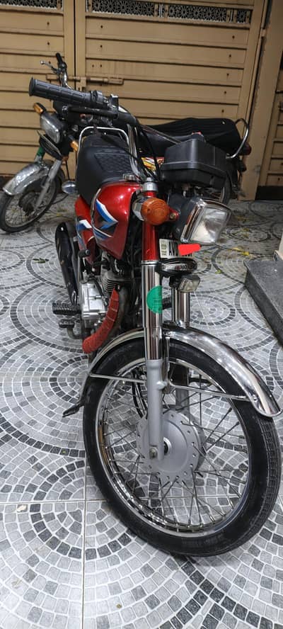 Honda 125 For Sail 2024 Model Red color