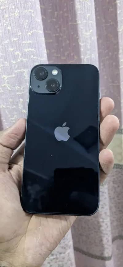 Apple iPhone 13