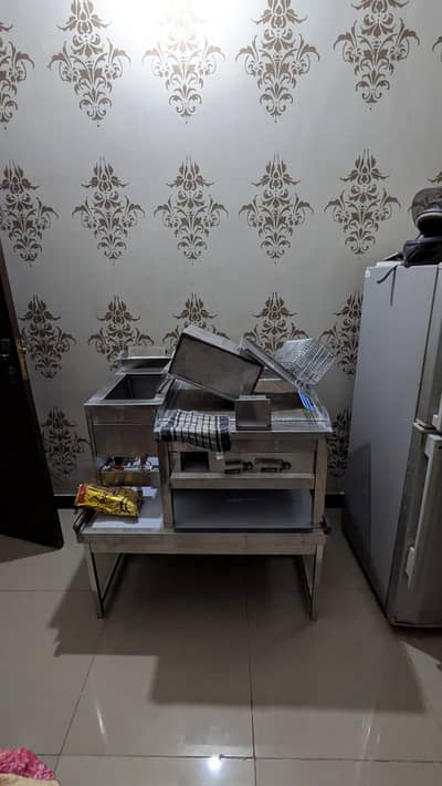 Hot plate x frier mini commercial setup