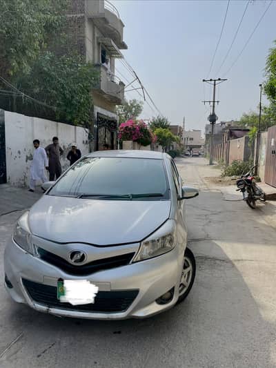 Toyota Vitz 2011/2014