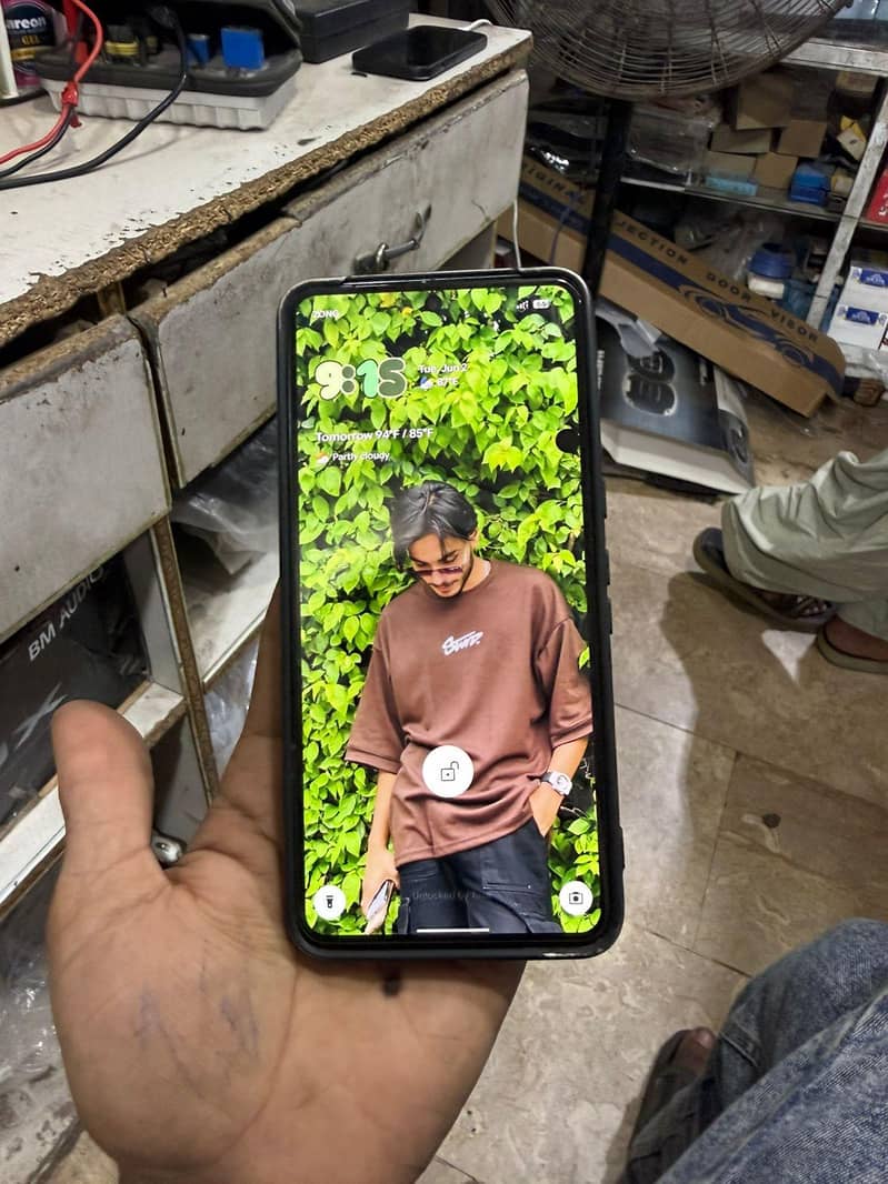 Google Pixel 8 Pro 4