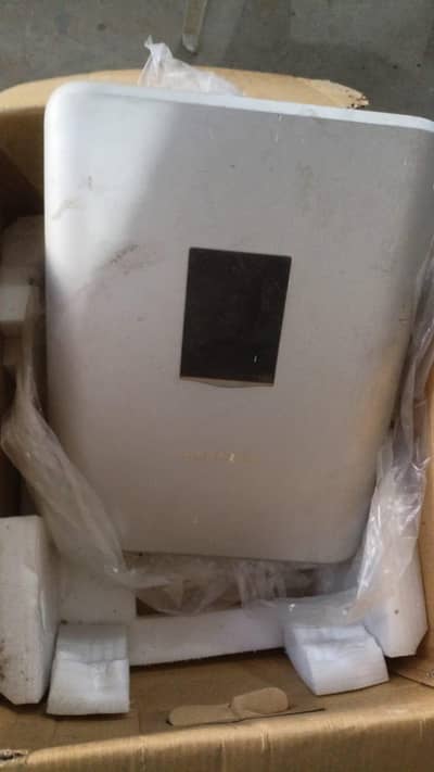 Used SUNGROW 3 PHASE ON GRID