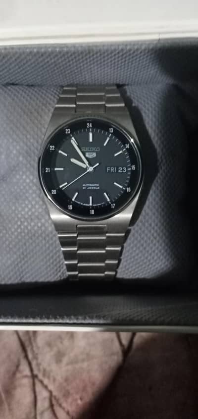 Seiko 5 Automatic