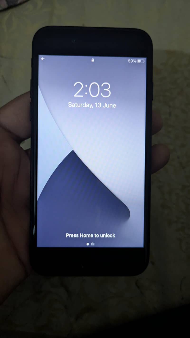 Apple iPhone 7 1