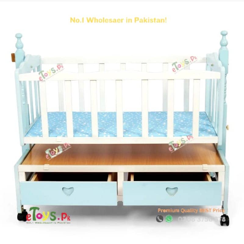 Baby's Cot 1