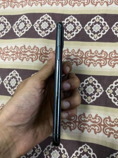 Apple iPhone 11 Pro