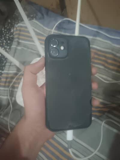 Apple iPhone 12 water pack