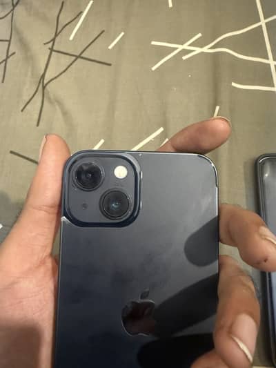 Apple iPhone 13 jv