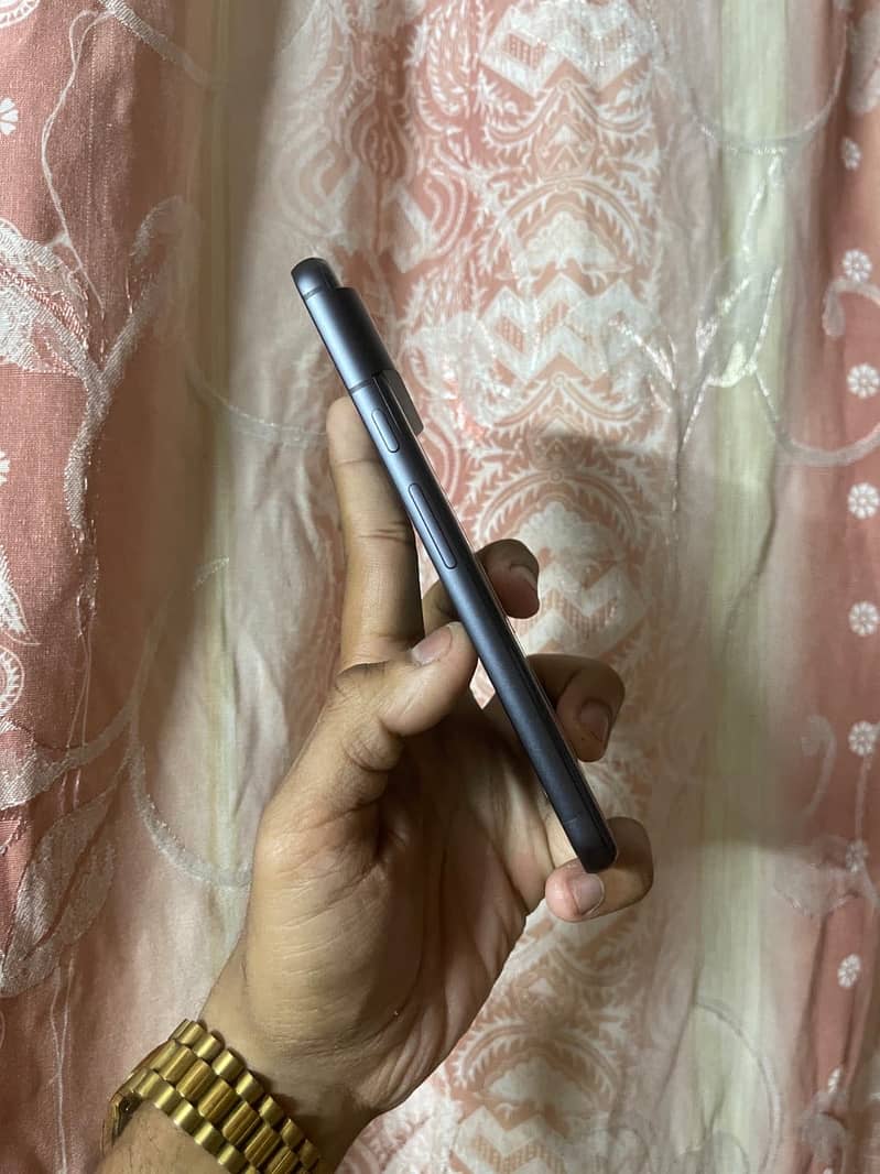 Google Pixel 8 2