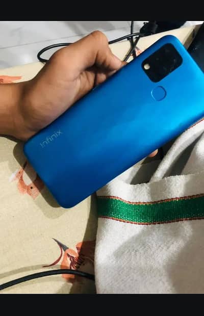 Infinix Hot 10 with box