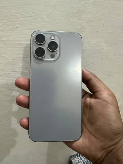 Apple iPhone 15 Pro Max