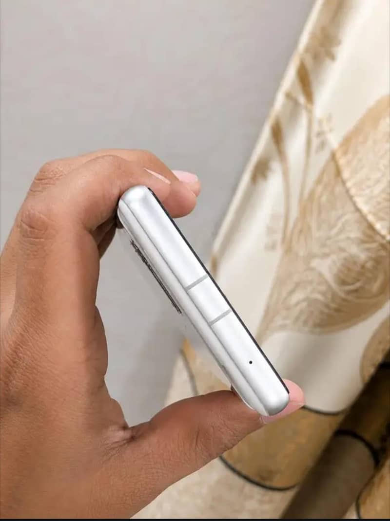 Google Pixel 7 3