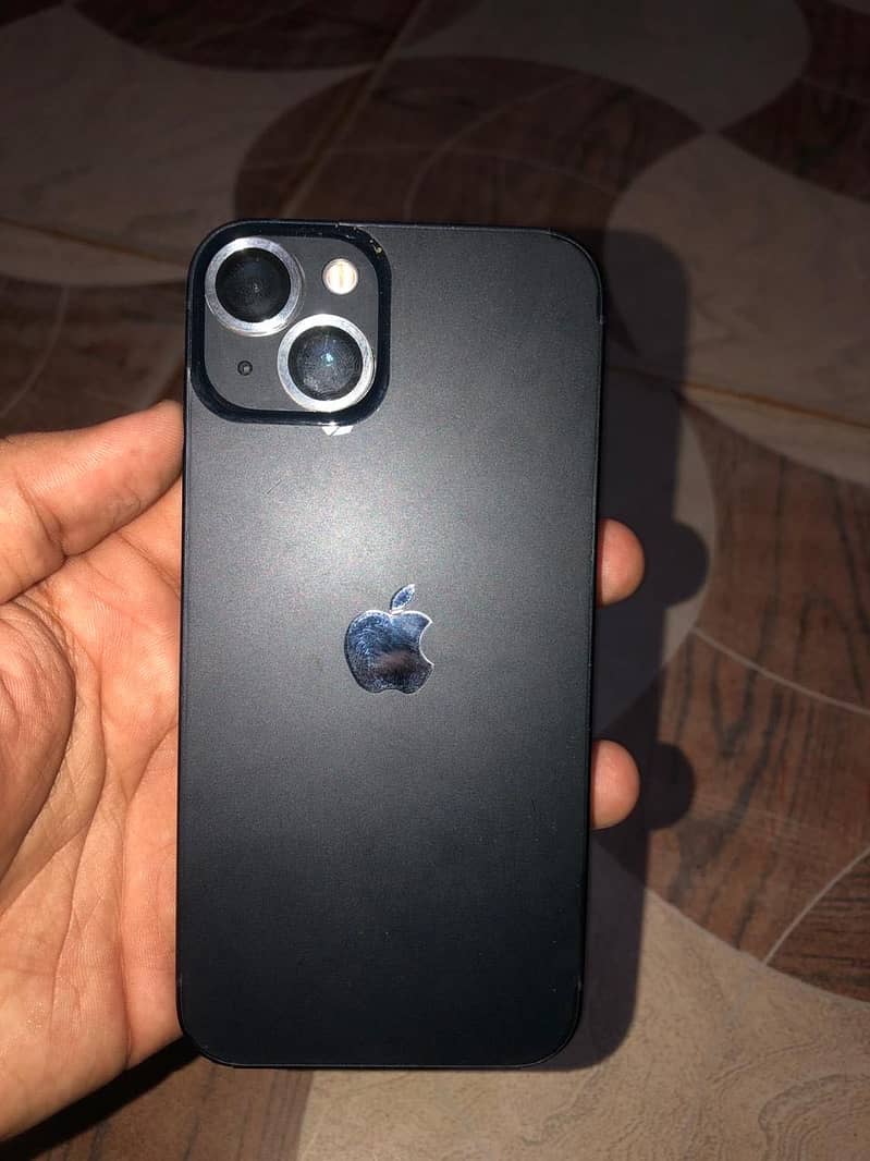 Apple iPhone 13 2