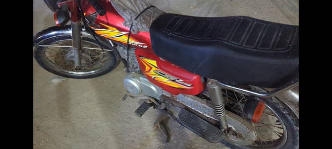 Honda 125 2021 Karachi ek dum karak engine