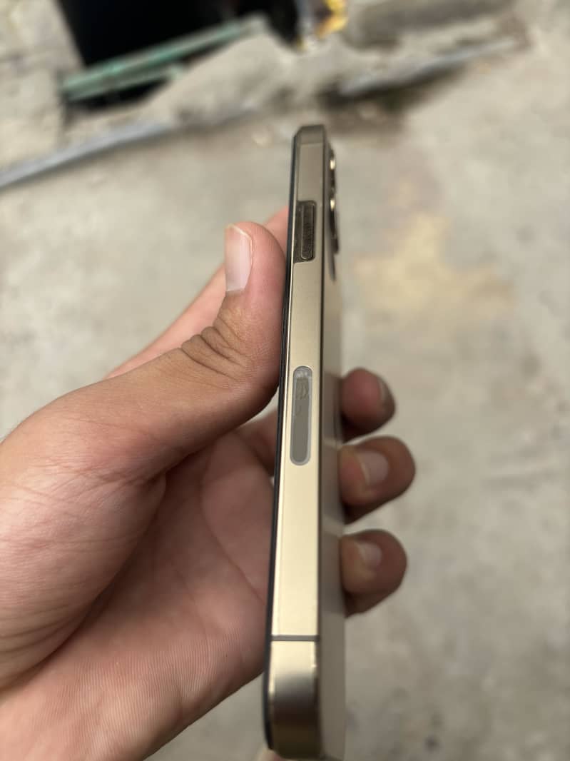 iPhone 12 Pro 0