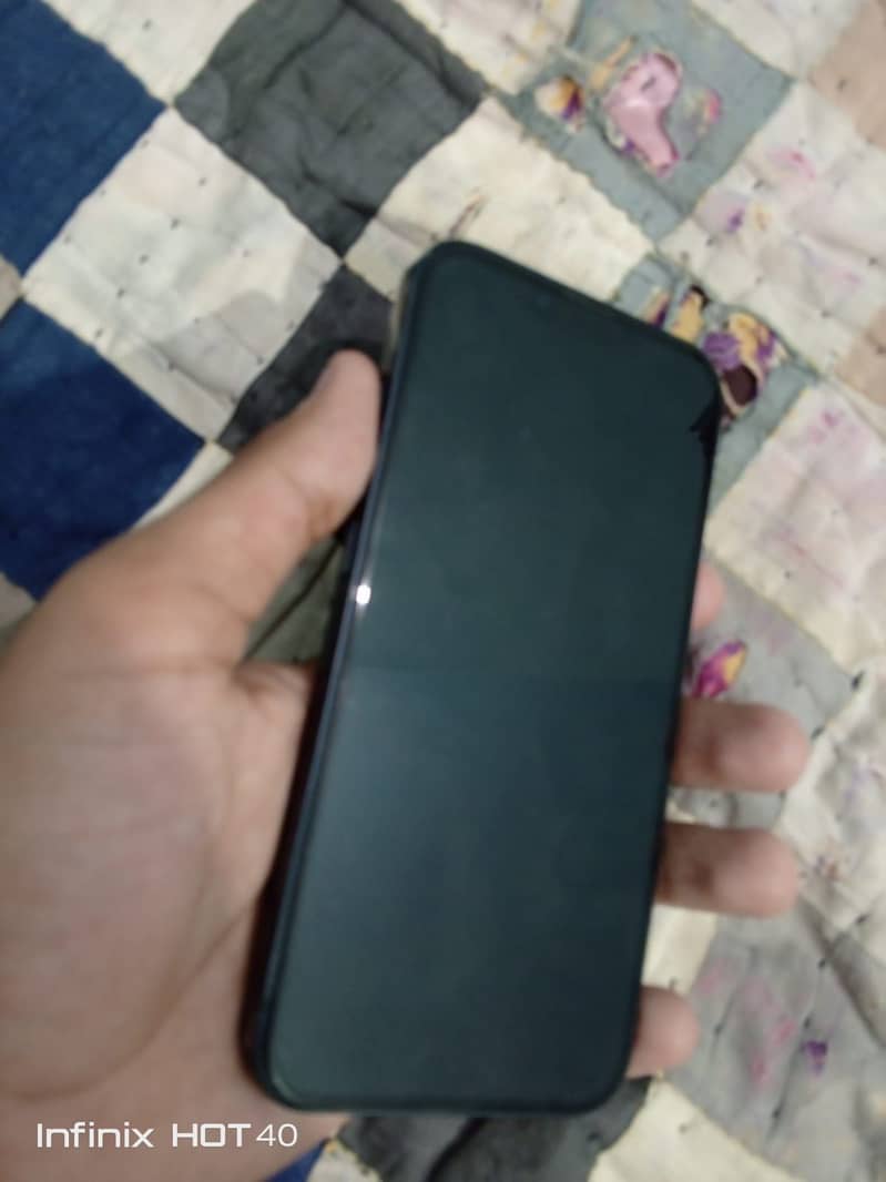 iPhone 13 2