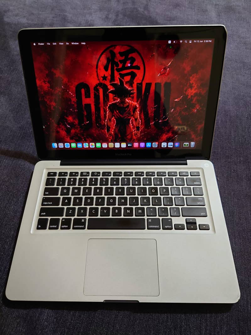 MacBook pro 2011 0