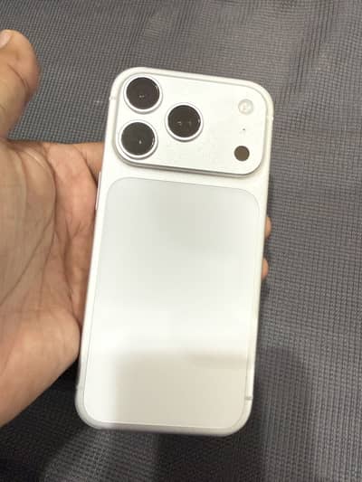 Apple iPhone 17 Pro
