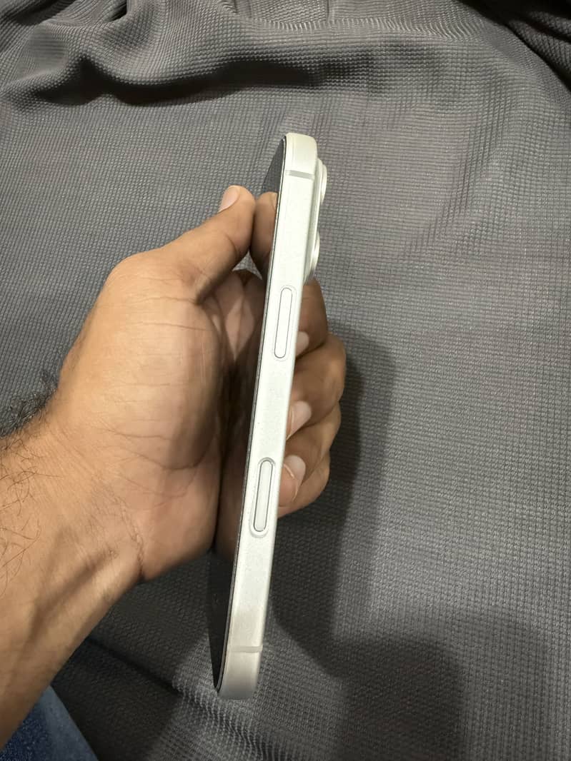 Apple iPhone 17 Pro 2