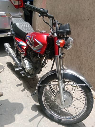 Honda 125 22 model new condition all ok