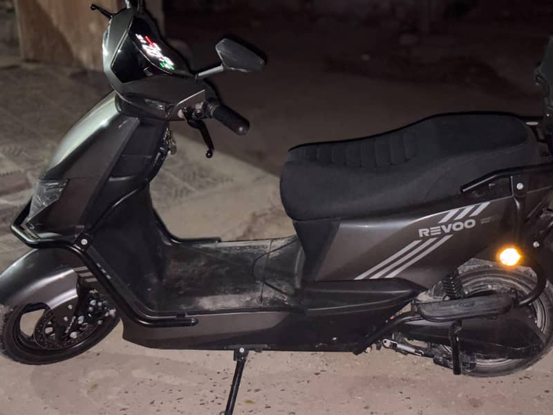 Revoo c32 1