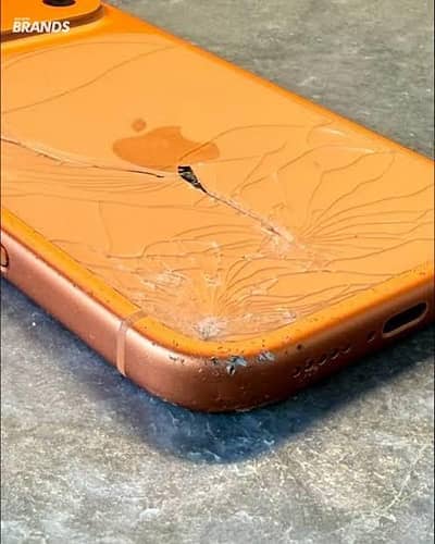GET YOUR APPLE IPHONE REPAIRED AT YOUR DOOORSTEP