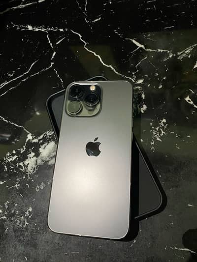 Apple iPhone 16 Pro