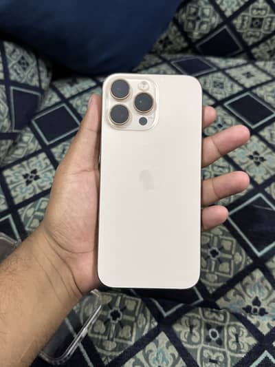 Apple iPhone 16 Pro Max