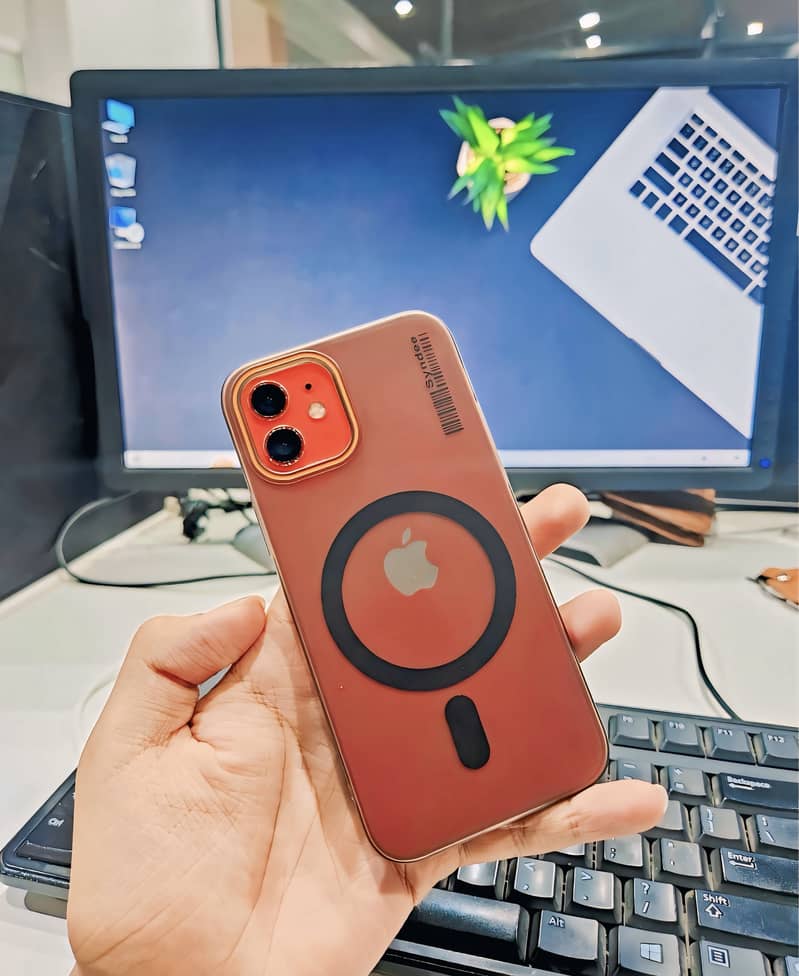iPhone 12 0