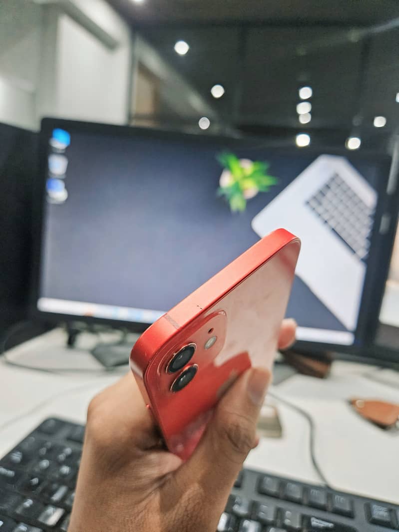 iPhone 12 5