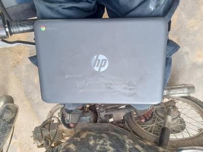 chrome book 4 Gb ram 16 gb mamure ha