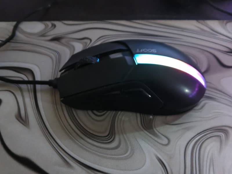 Boost Wireless Gaming Mouse 0