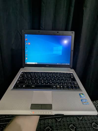 NEC Laptop Core I7