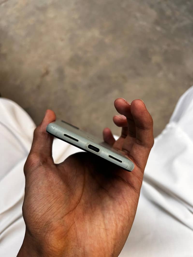 Google Pixel 5 Approved 4