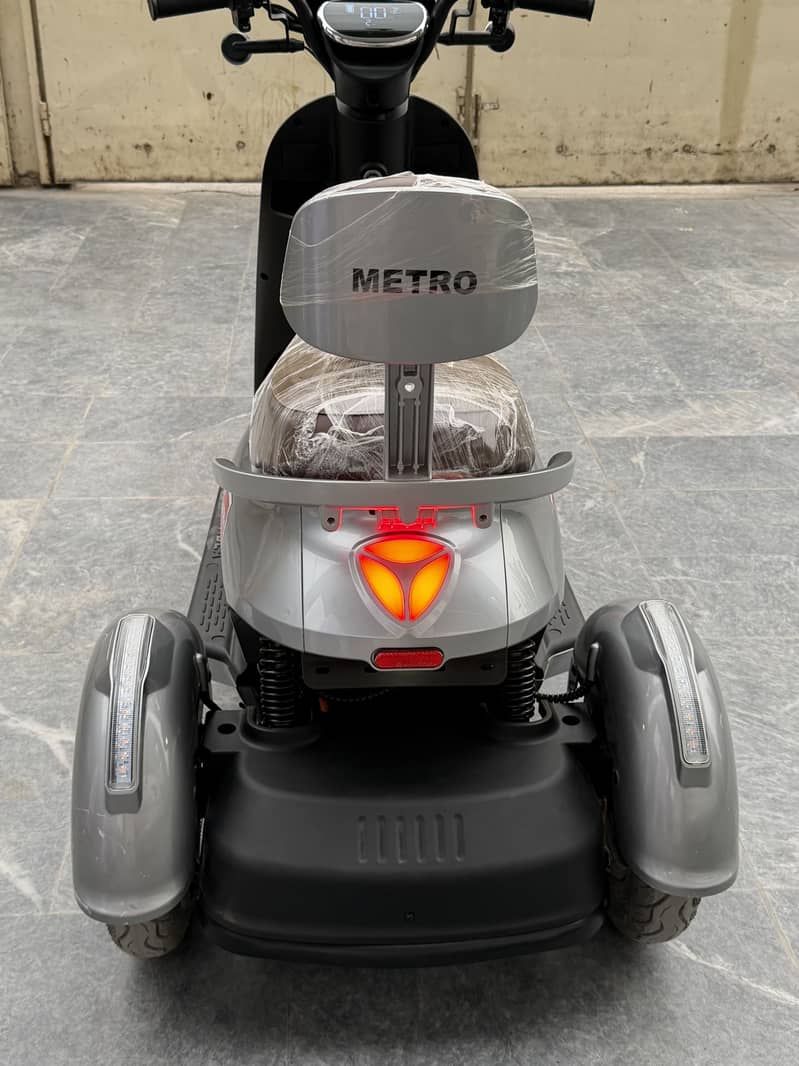 Three wheeler 1
