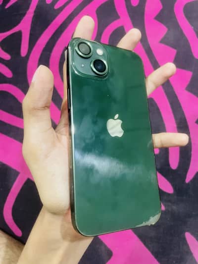 Apple iPhone 13