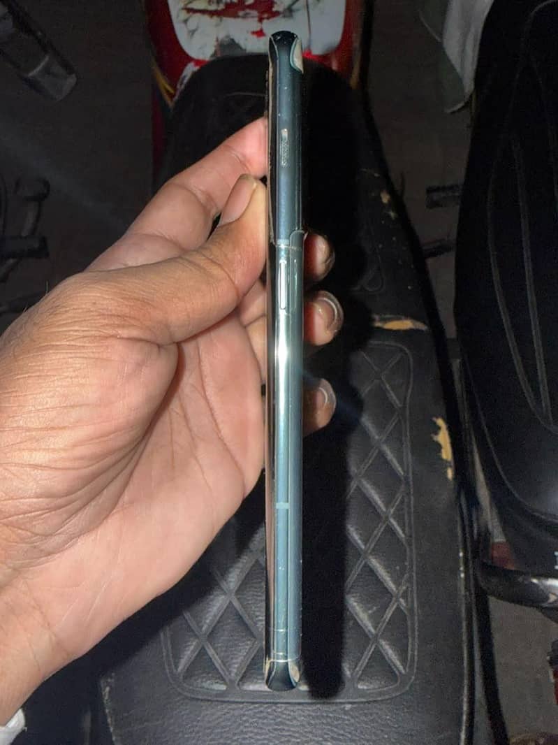 One Plus 10 Pro 1